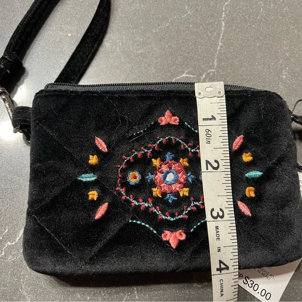 Vera Bradley velvet embroidered wristlet - Picture 4 of 4